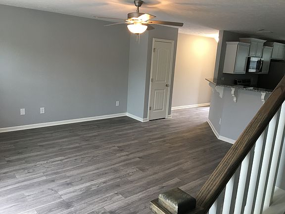 3rd image of 3008 Utah St