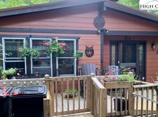 518 Windridge Rd, Newland, NC 28657