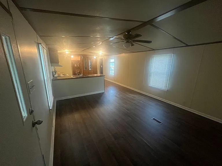 6218 Smith Grove Rd — Photo 5