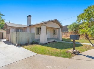 863 W 20th St, San Bernardino, CA 92405