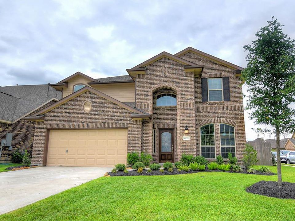 1st image of 4833 Loures Ln