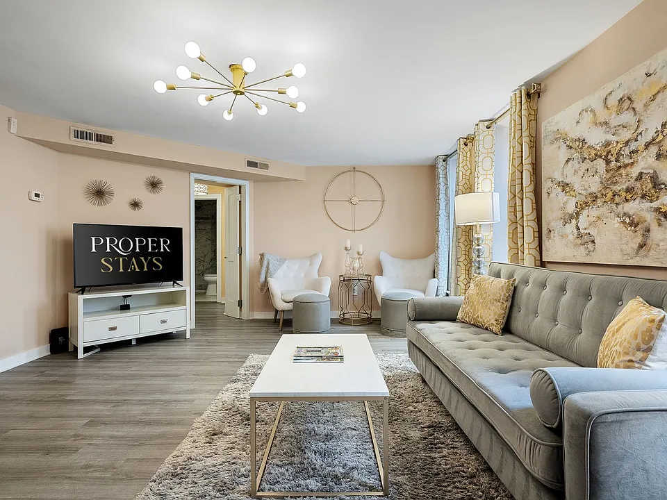 55 Ashley Ave #6