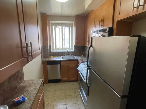 (undisclosed Address), Fresh Meadows, NY 11365