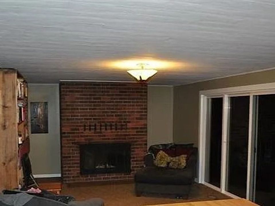 2nd image of 7325 NW Kaiser Rd