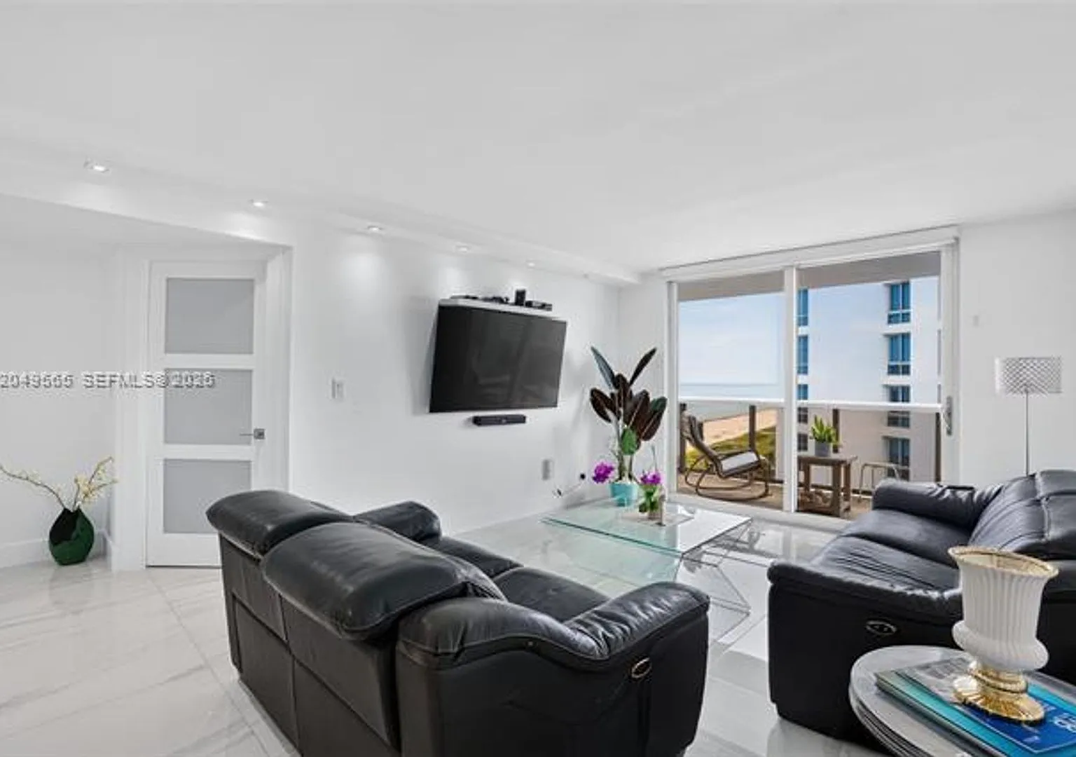 6039 Collins Ave cu-1624, Miami Beach, FL 33140 — Photo 1