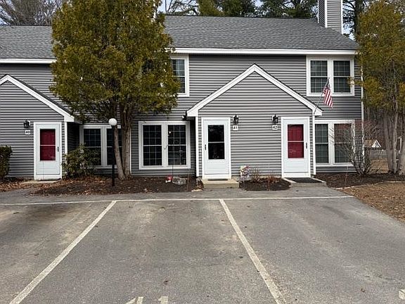3rd image of 41 NE Village Road