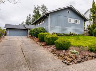 421 S 70th Pl, Springfield, OR 97478