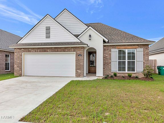 2nd image of 125 Earls Ct