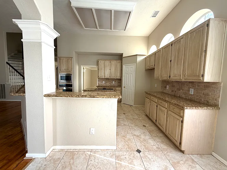 22406 Wildwood Grove Dr — Photo 8