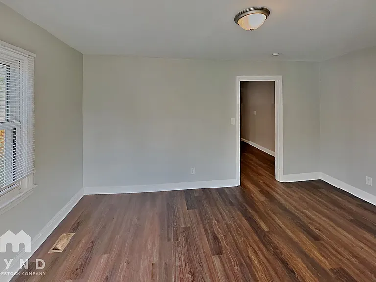 302 Jones St #302 — Photo 6