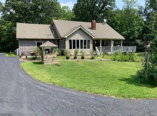 54 Moore Rd, Wantage, NJ 07461