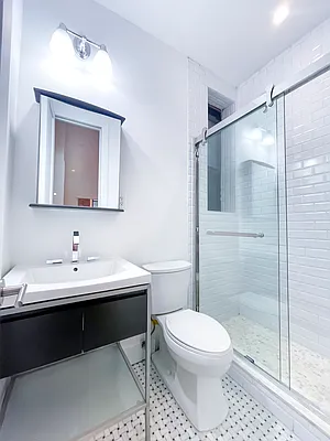 Rented by Voro, LLC | media 14