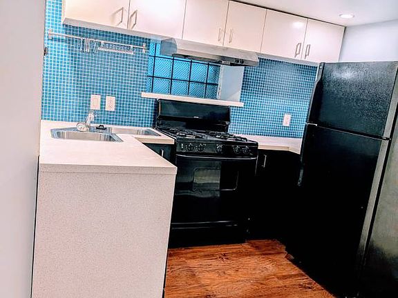 2nd image of 4827 N Sawyer Ave #0