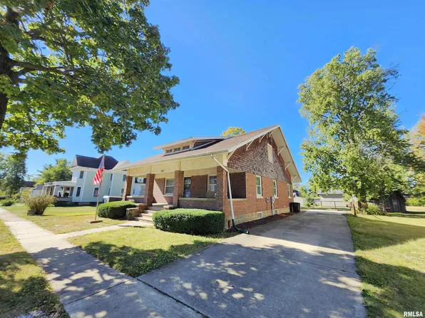 305 N Logan St, Deer Creek, IL 61733