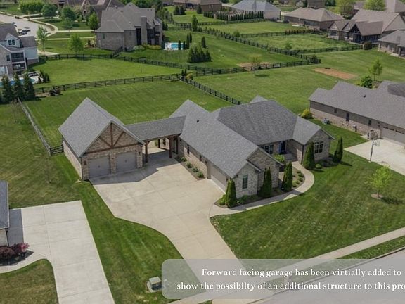 3rd image of 606 Old Coach Rd