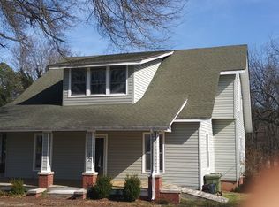 404 S Main St, Clover, SC 29710