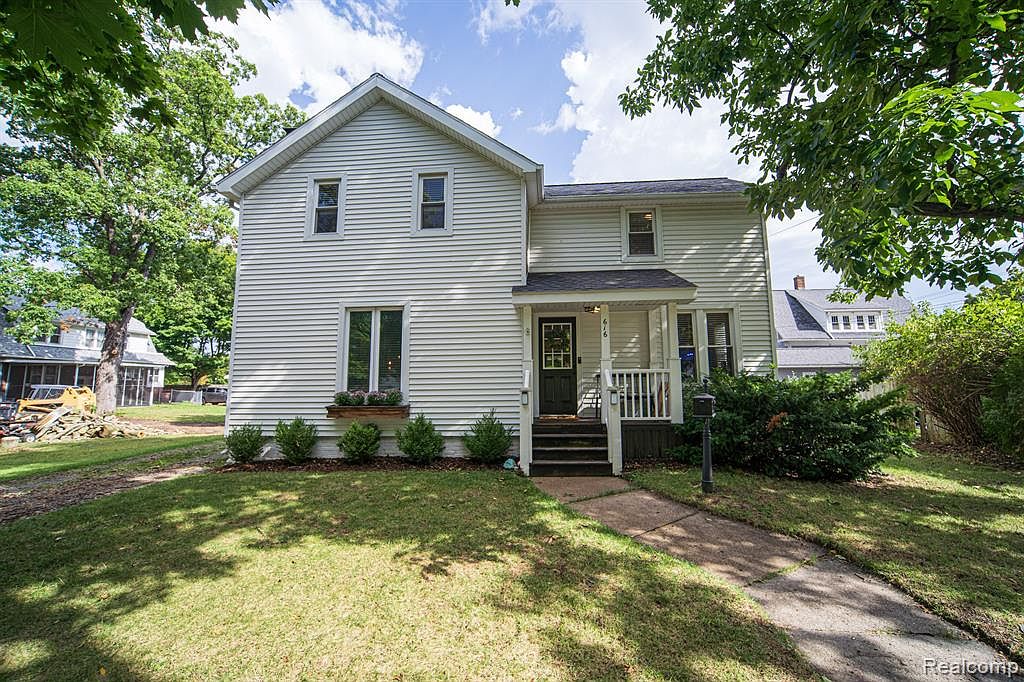 616 E Sibley St, Howell, MI 48843 Zillow
