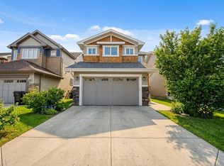 1519 Chapman Way SW, Edmonton, AB T6W0Y9