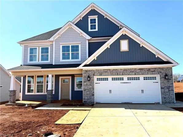 5236 Spicewood Lake Ln, Winston Salem, NC 27106