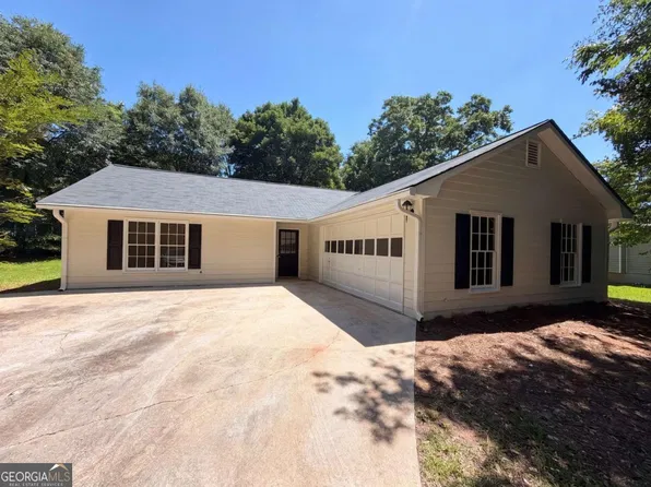 358 Cross Creek Pl, Auburn, GA 30011