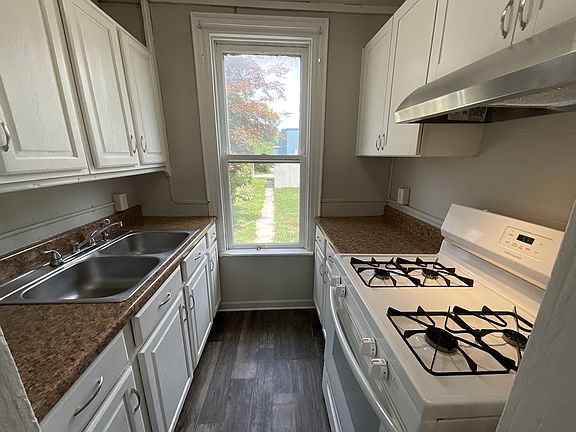 4th image of 207 N Forney Ave