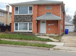 8600 45th St, Lyons, IL 60534