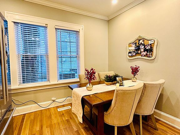 Dinning nook with space for bar or WFH desk to the left