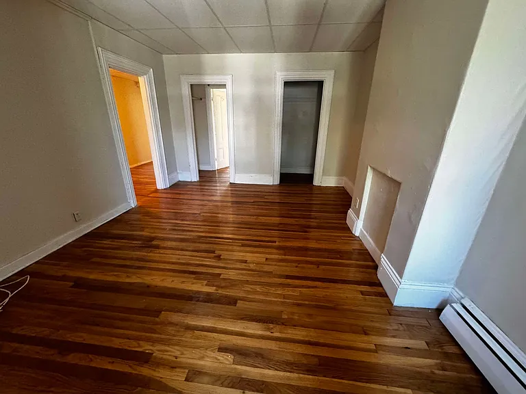 179.5 Harvard St #3-5 — Photo 11