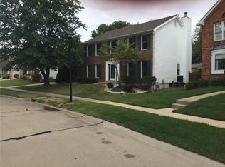33 Miraclair Dr, Florissant, MO 63031