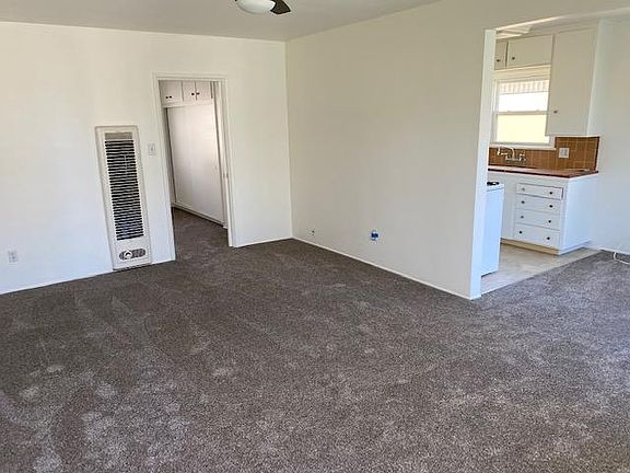 3rd image of 915 Ocean Ave #C