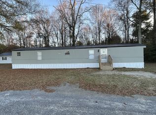724 Graham Dr, Darlington, SC 29540