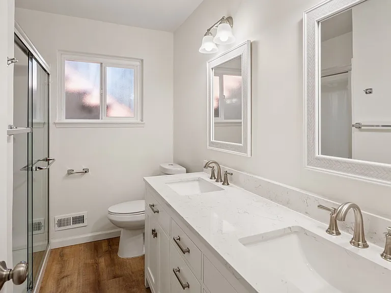 ALDEN 3538 — Photo 11