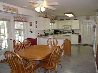 2nd image of 108 E Delaware Canal Ct