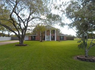 11918 N P St, La Porte, TX 77571