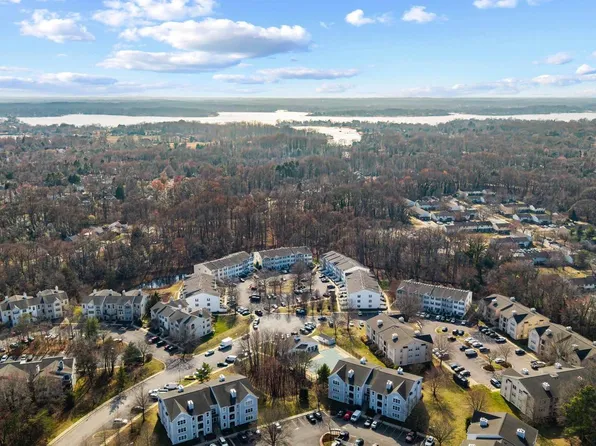 40 Greystone Ct APT I, Annapolis, MD 21403