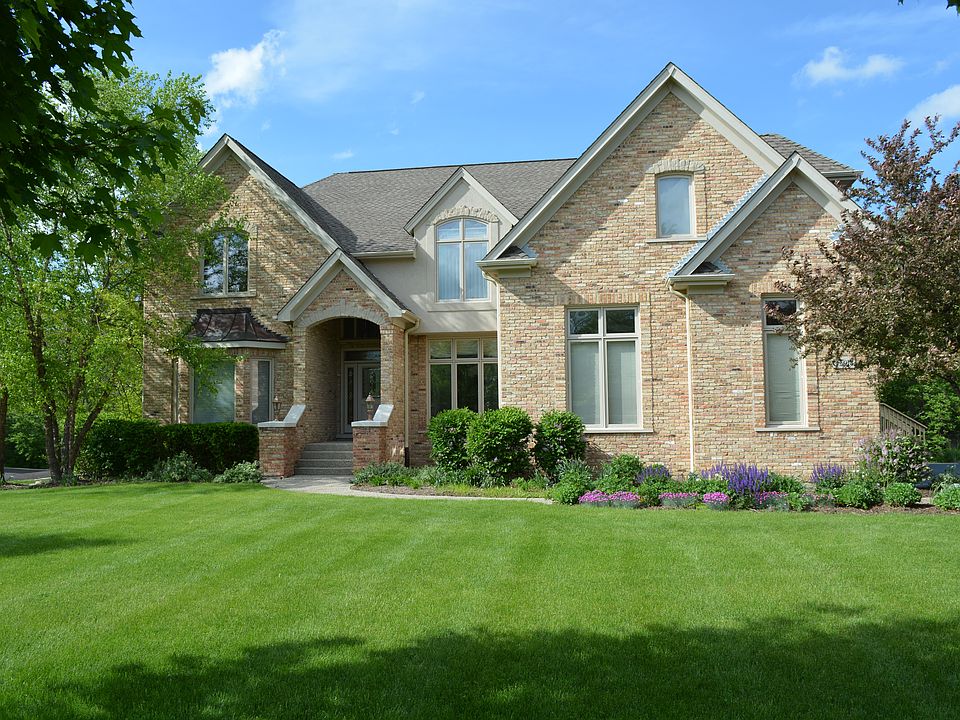1st image of 22918 N North Woodcrest Ln