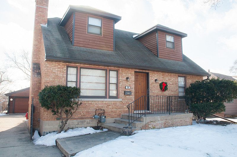 1st image of 19 E Woodworth Pl