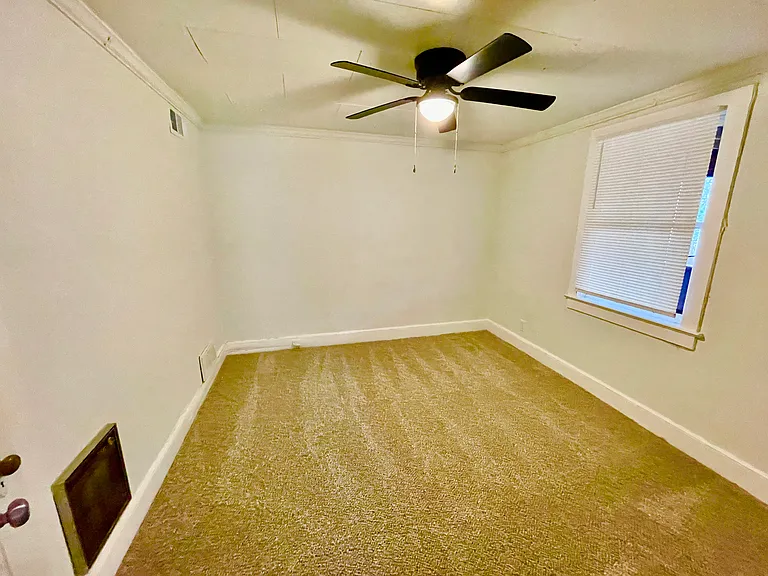 1127 Oconee St #B — Photo 8