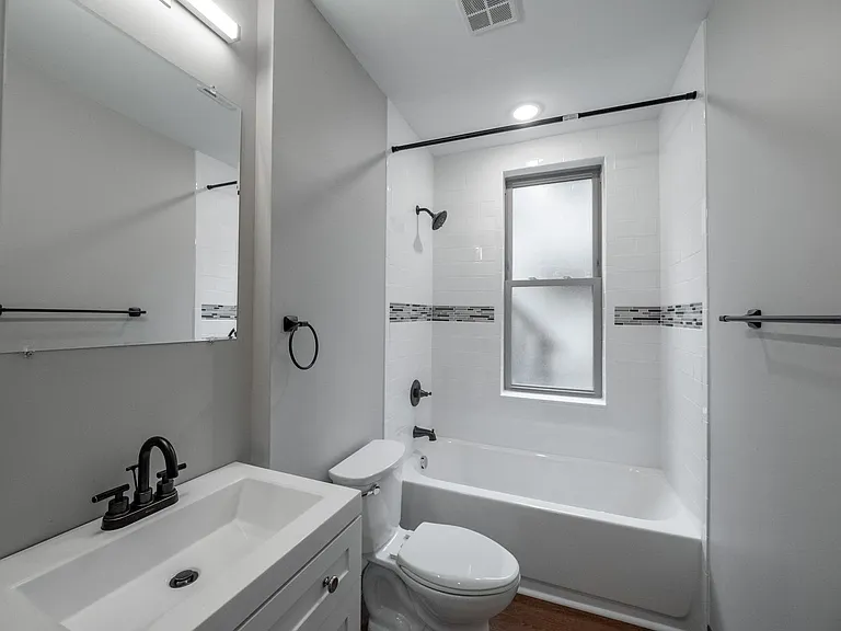 2336-2338 E Carson St — Photo 10