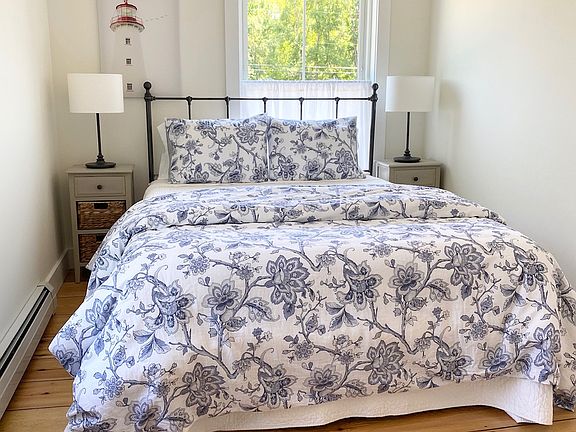 Bedroom #3-Queen bed