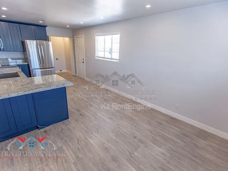 2912 W Butler Dr — Photo 14