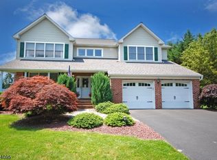 35 Wesley Rd, Hillsborough, NJ 08844