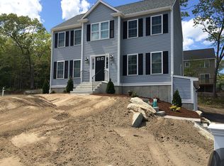 8 Brackett Ln, Stoughton, MA 02072
