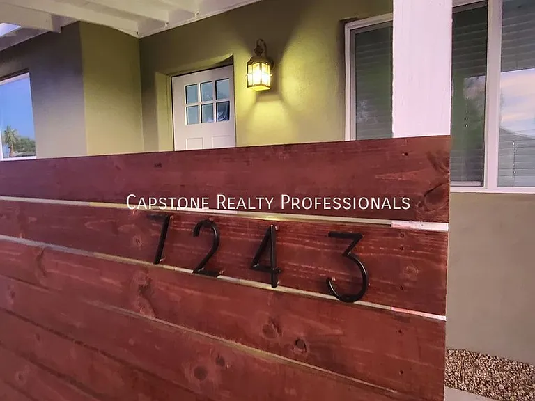 7243 E McKinley St — Photo 2