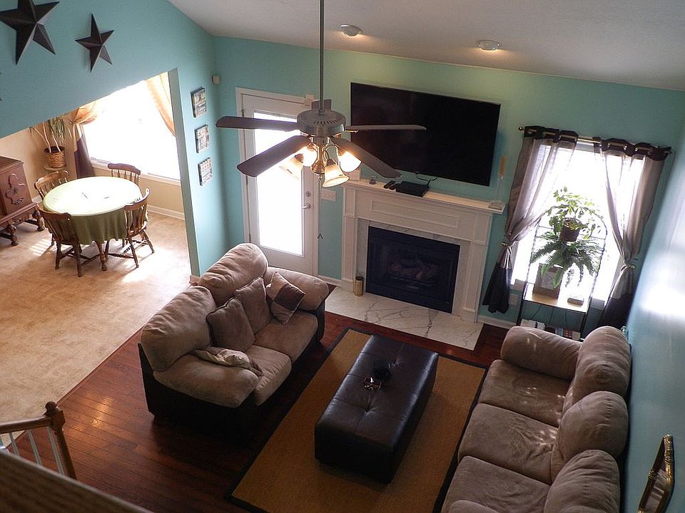 1st image of 814 Samantha Ln