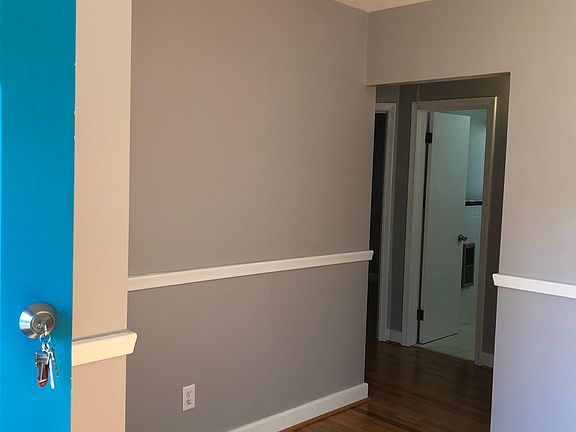 4th image of 2700 Parkside Ave