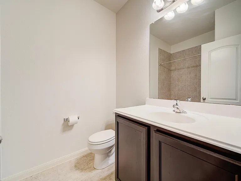 4517 Shy Creek Ln — Photo 17