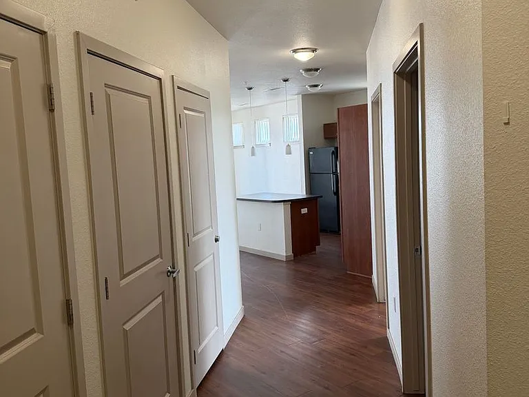 1305 N Peoria St — Photo 56