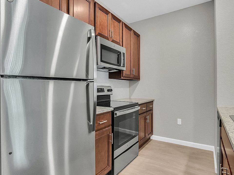 Kitchen (2 Bedroom)