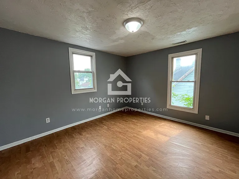 430 W 7th St — Photo 6